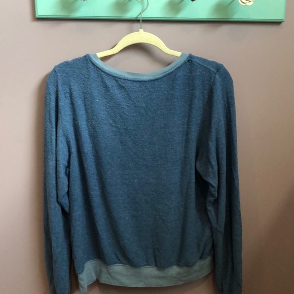 Wildfox graphic pullover - Picture 2 of 3